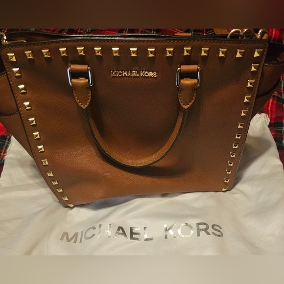 Michael Kors Selma studded satchel and a matching studded wallet,both brownColor - Picture 7 of 16